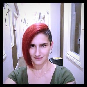 Meet your Posher, Tonie